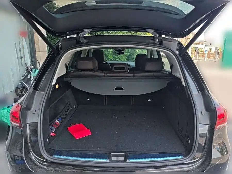 900x675_0_q87_c42_autohomecar__ChxpVWqyFROASTFRAAIgAUPbHwA234.jpg.webp